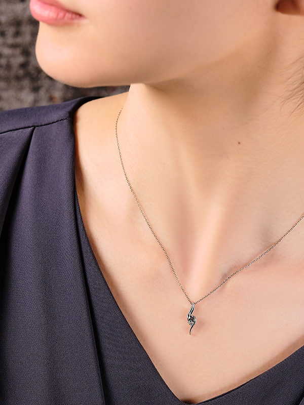 婚約ペンダント：夜空0.2ct